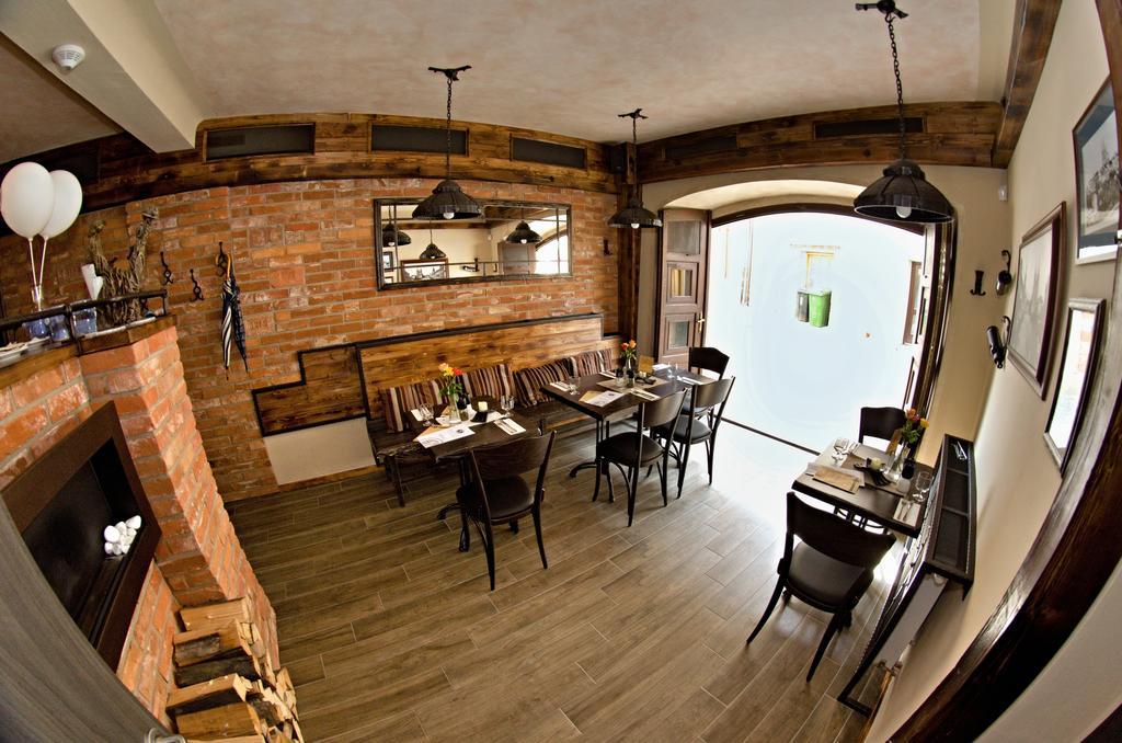 U Paluku Apartment Chrudim Bagian luar foto