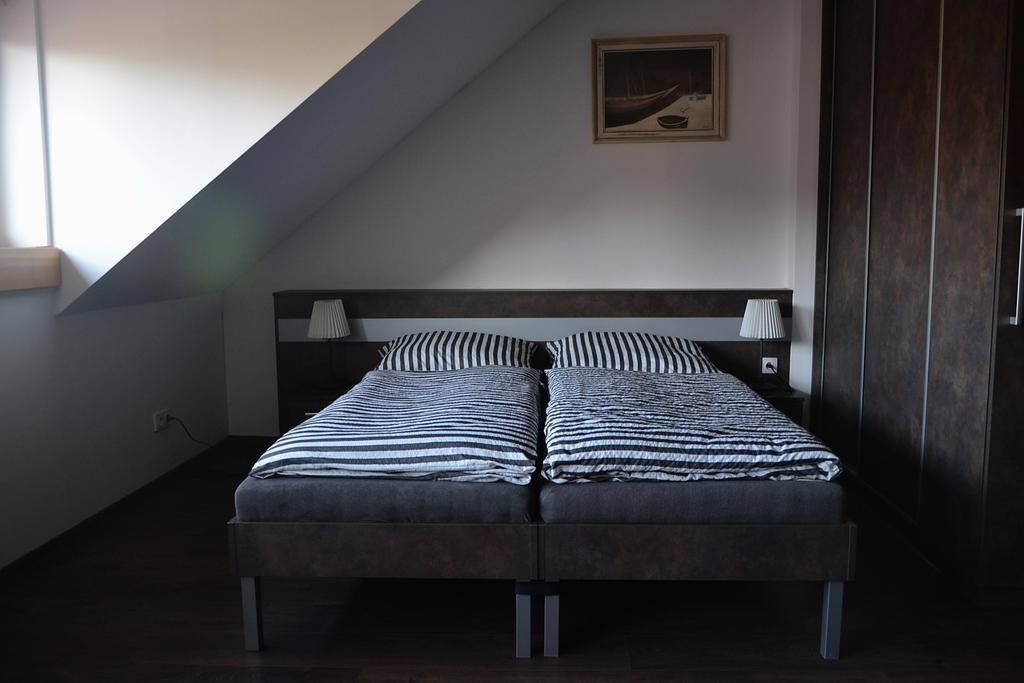 U Paluku Apartment Chrudim Bagian luar foto