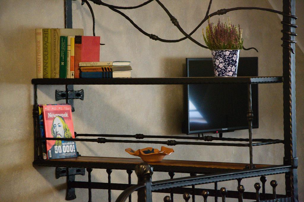 U Paluku Apartment Chrudim Bagian luar foto