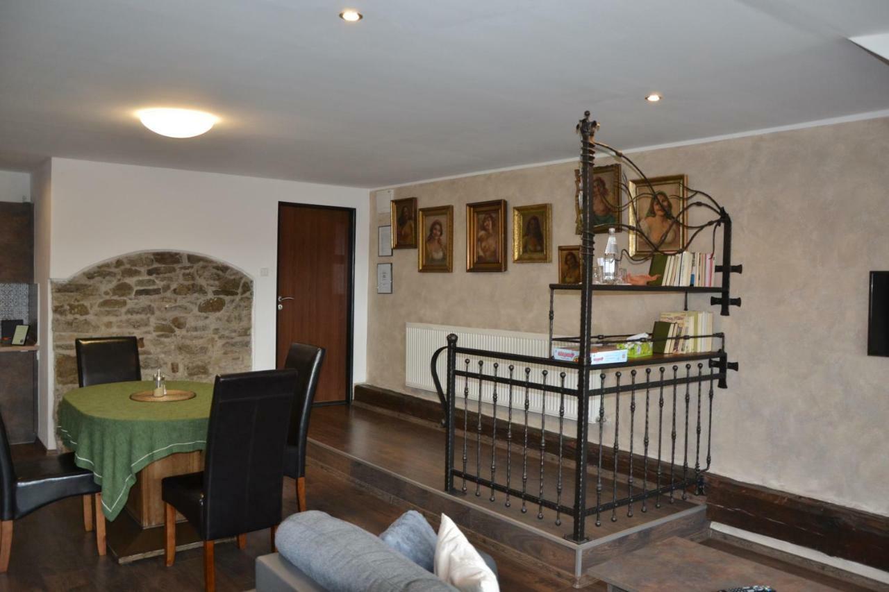 U Paluku Apartment Chrudim Bagian luar foto