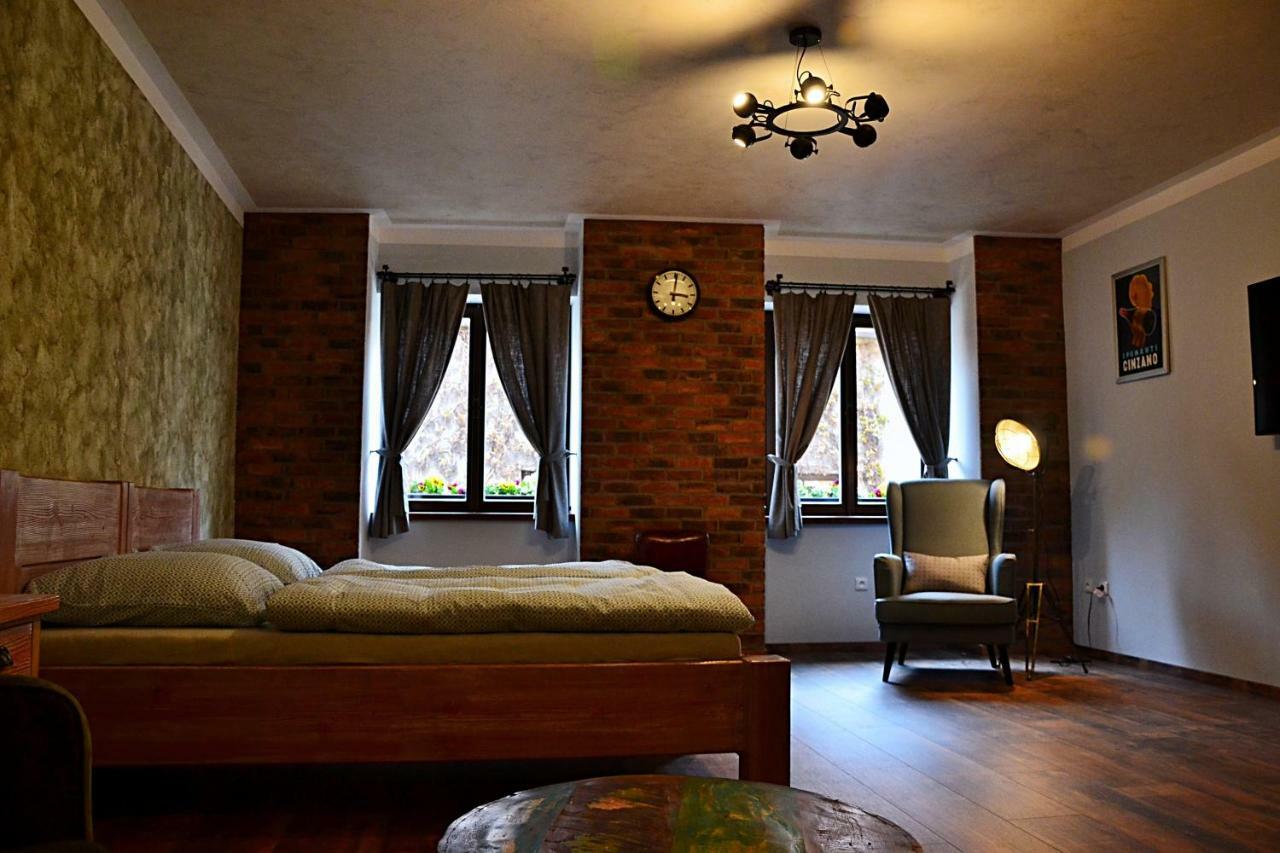 U Paluku Apartment Chrudim Bagian luar foto