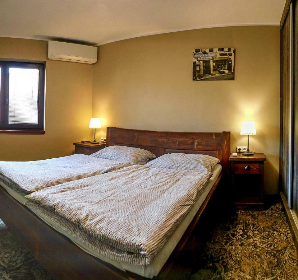 U Paluku Apartment Chrudim Bagian luar foto