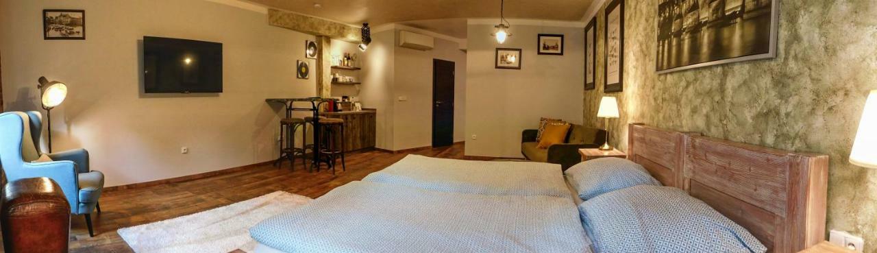 U Paluku Apartment Chrudim Bagian luar foto