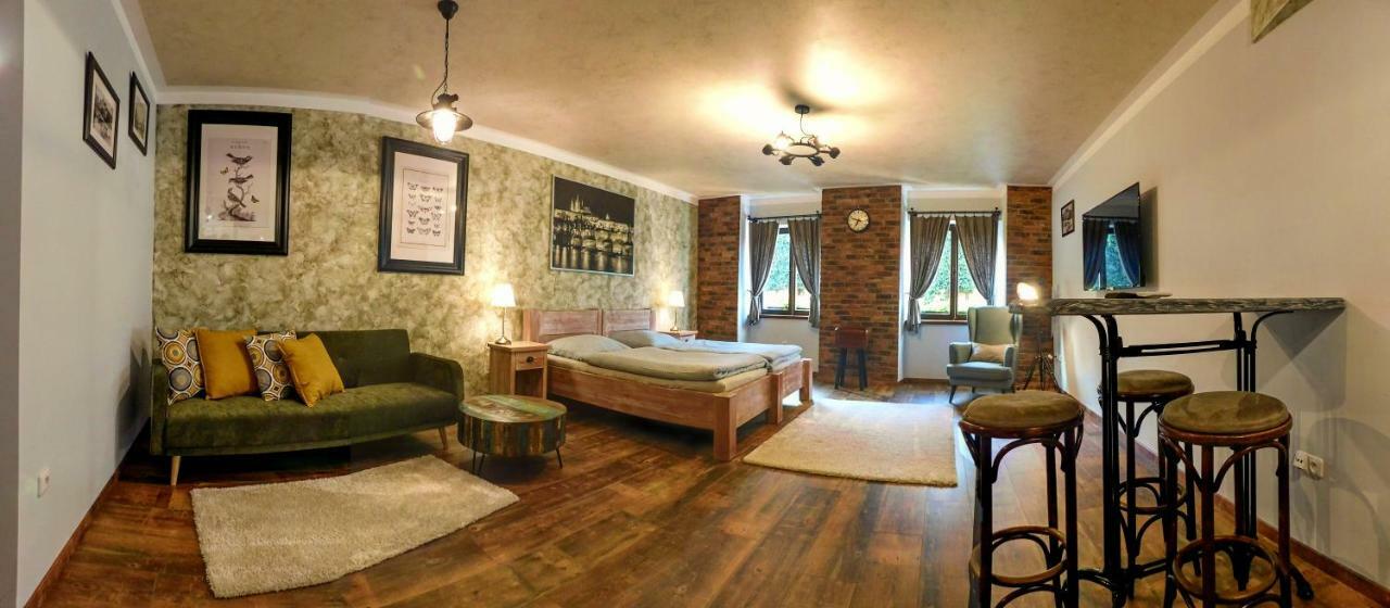 U Paluku Apartment Chrudim Bagian luar foto